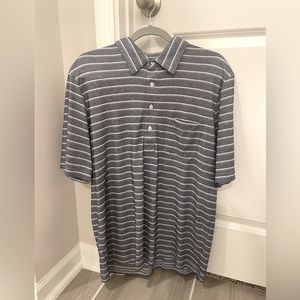 Men’s Criquet Polo Shirt Size Large. Like New Condition.